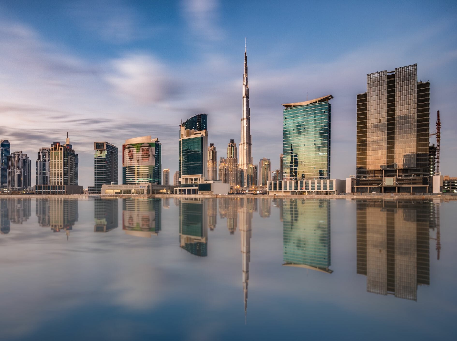 Dubai’de İş Banka Hesabı Nasıl Açılır? Adım Adım Rehber