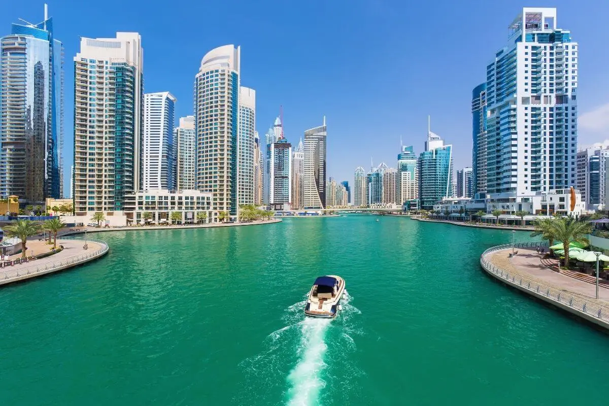 Dubai’de İş Lisansı (Business License) Rehberi